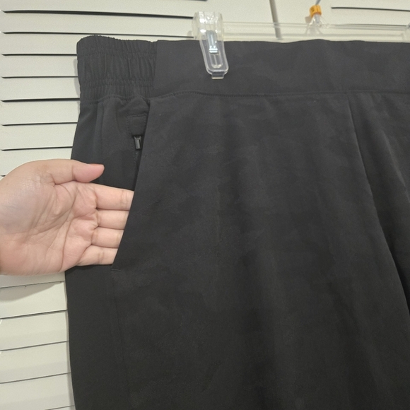 NWT Athleta Brooklyn Camo Jogger Size 22  #014 - Picture 4 of 9